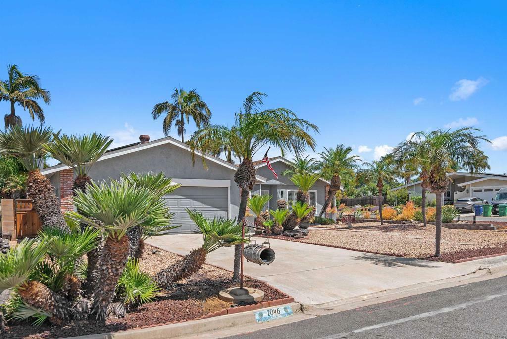 Property Photo: 2046 Ups Circle CA 92054