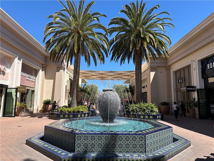 227 Carlow  Irvine CA 92618 photo