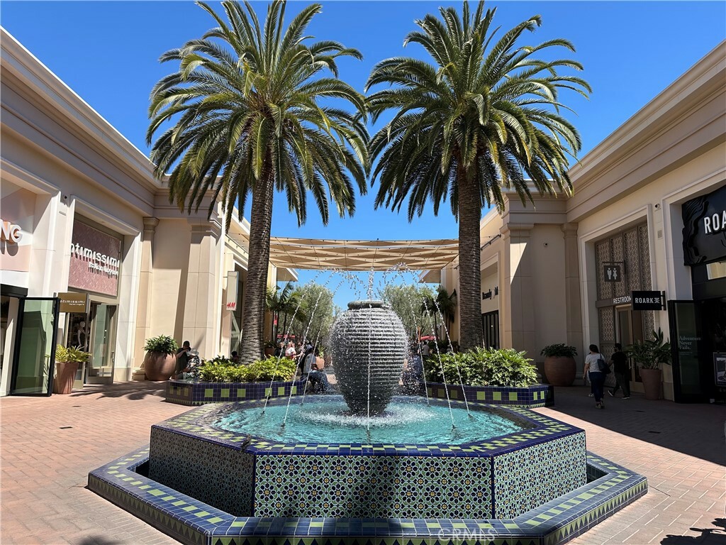 Property Photo: 227 Carlow CA 92618