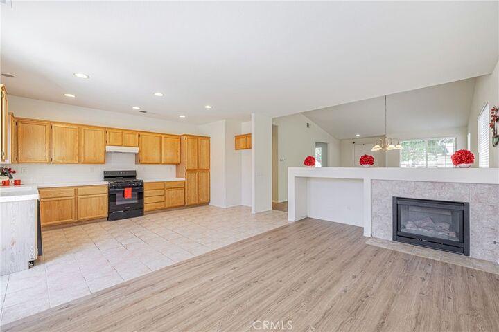 Property Photo:  38537 37th Street E  CA 93550 