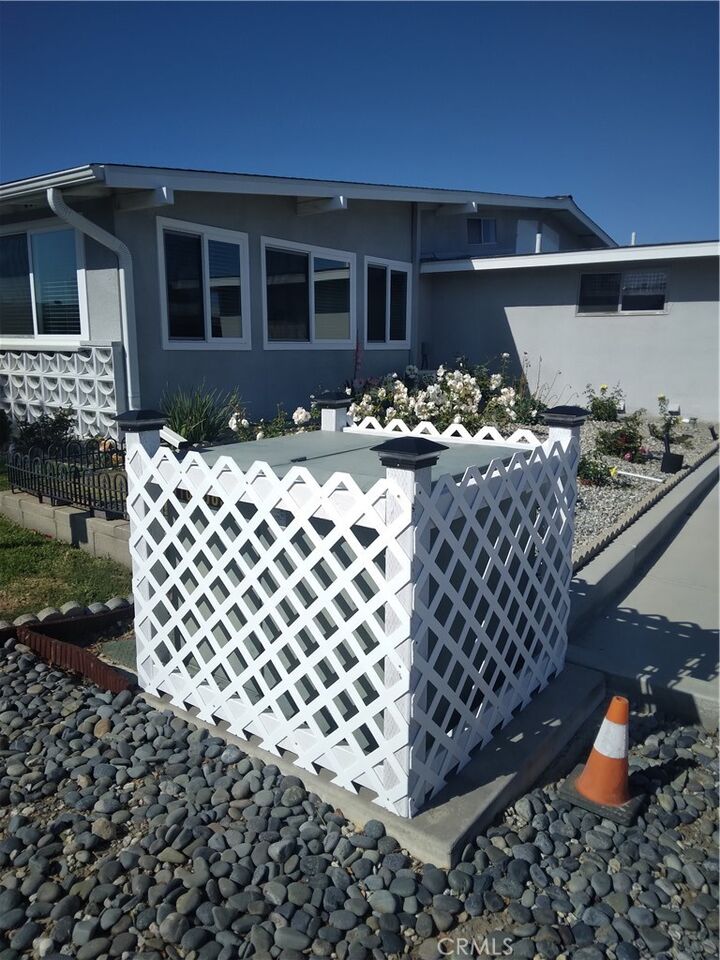 Property Photo:  1563 Monterey Rd 23A M-2 23A M2  CA 90740 