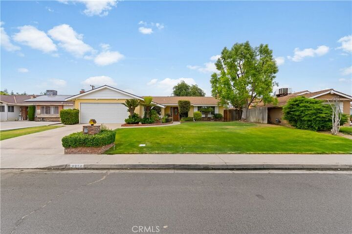 Property Photo: 4016 Granada Avenue CA 93309