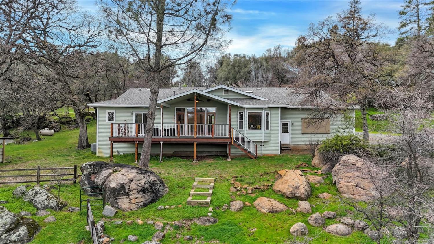 Property Photo:  13799 Oak Ridge Road  CA 95946 