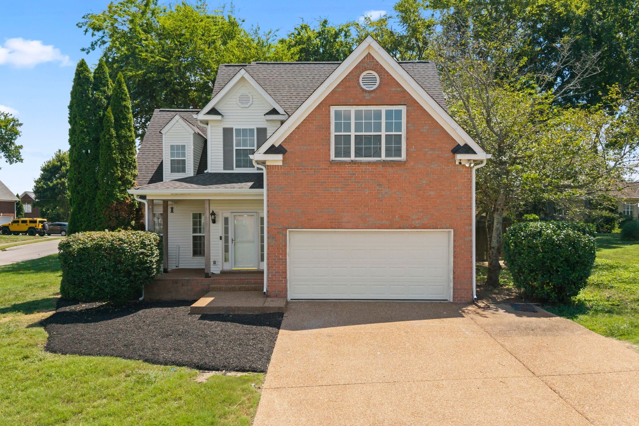 Property Photo:  2821 Lafayette Dr  TN 37179 