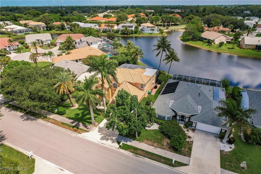 Property Photo: 5119 Harrogate Court FL 34112