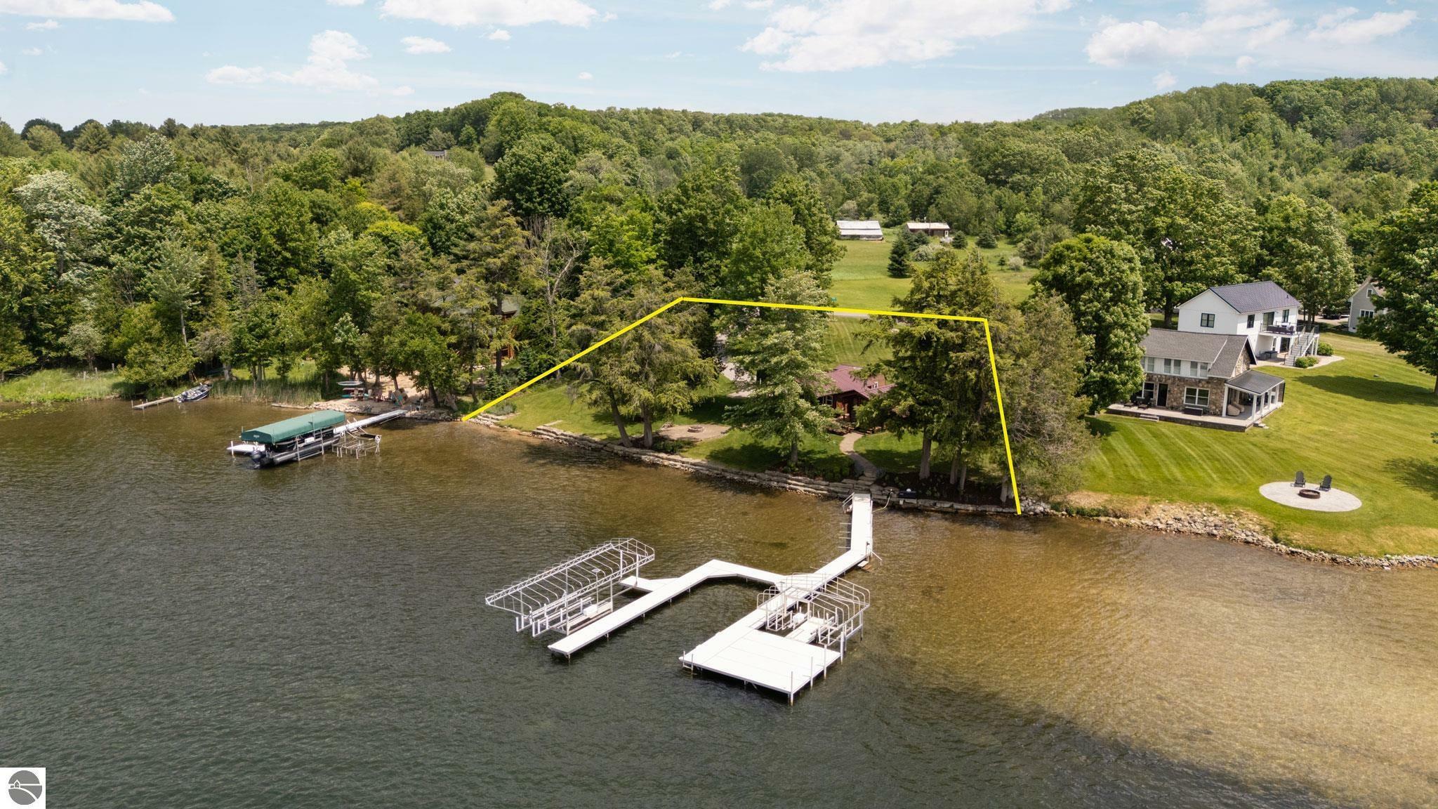 Property Photo: 7260 Cottage Road MI 49615
