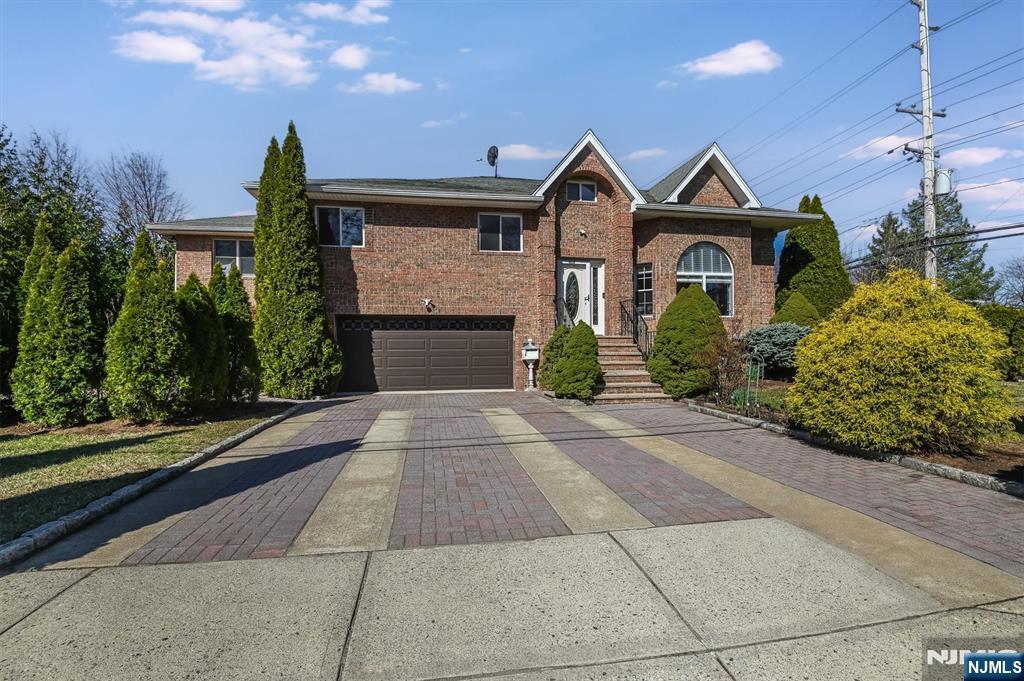 Property Photo:  402 Monroe Avenue  NJ 07646 