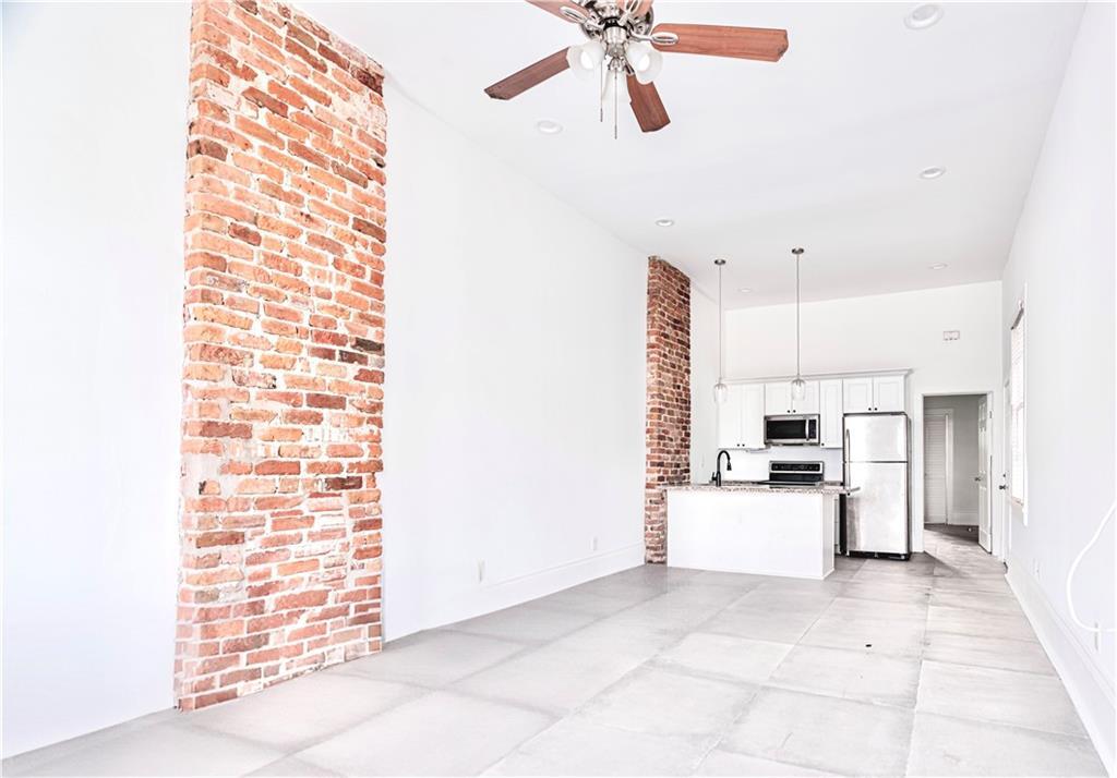 Property Photo:  4524 26 S Robertson Street  LA 70115 