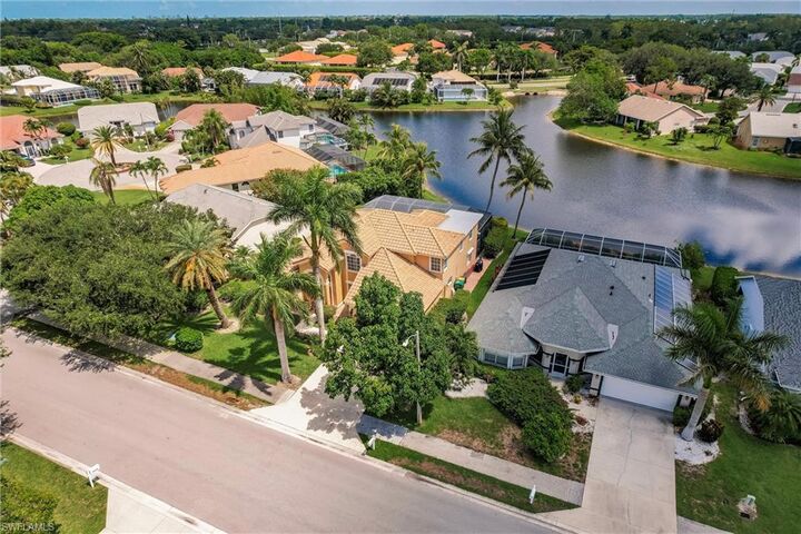 Property Photo: 5119 Harrogate Ct FL 34112
