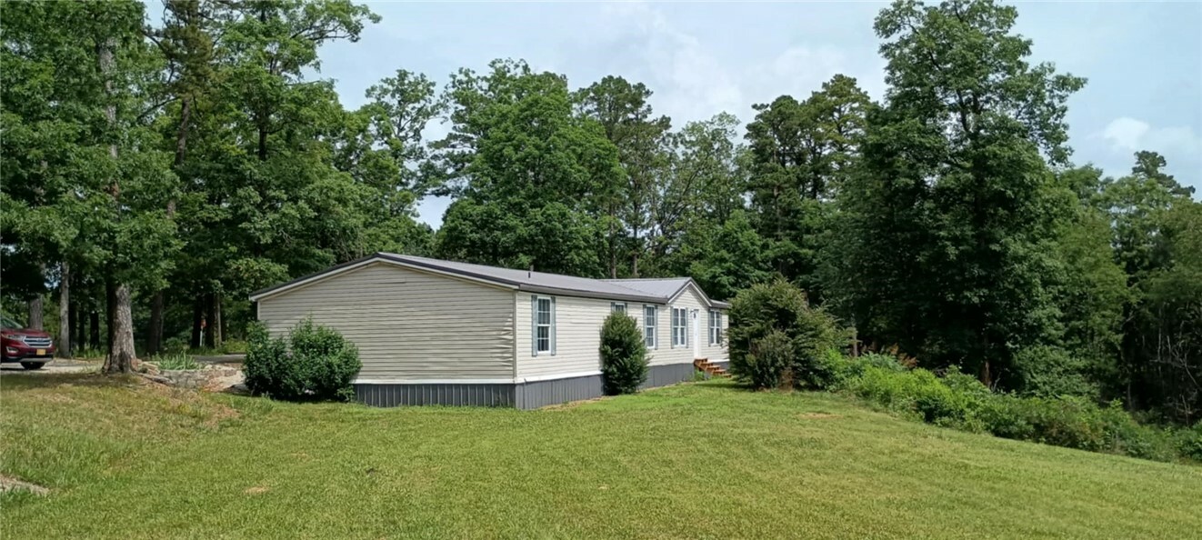 17 County Road 511  Eureka Springs AR 72632 photo