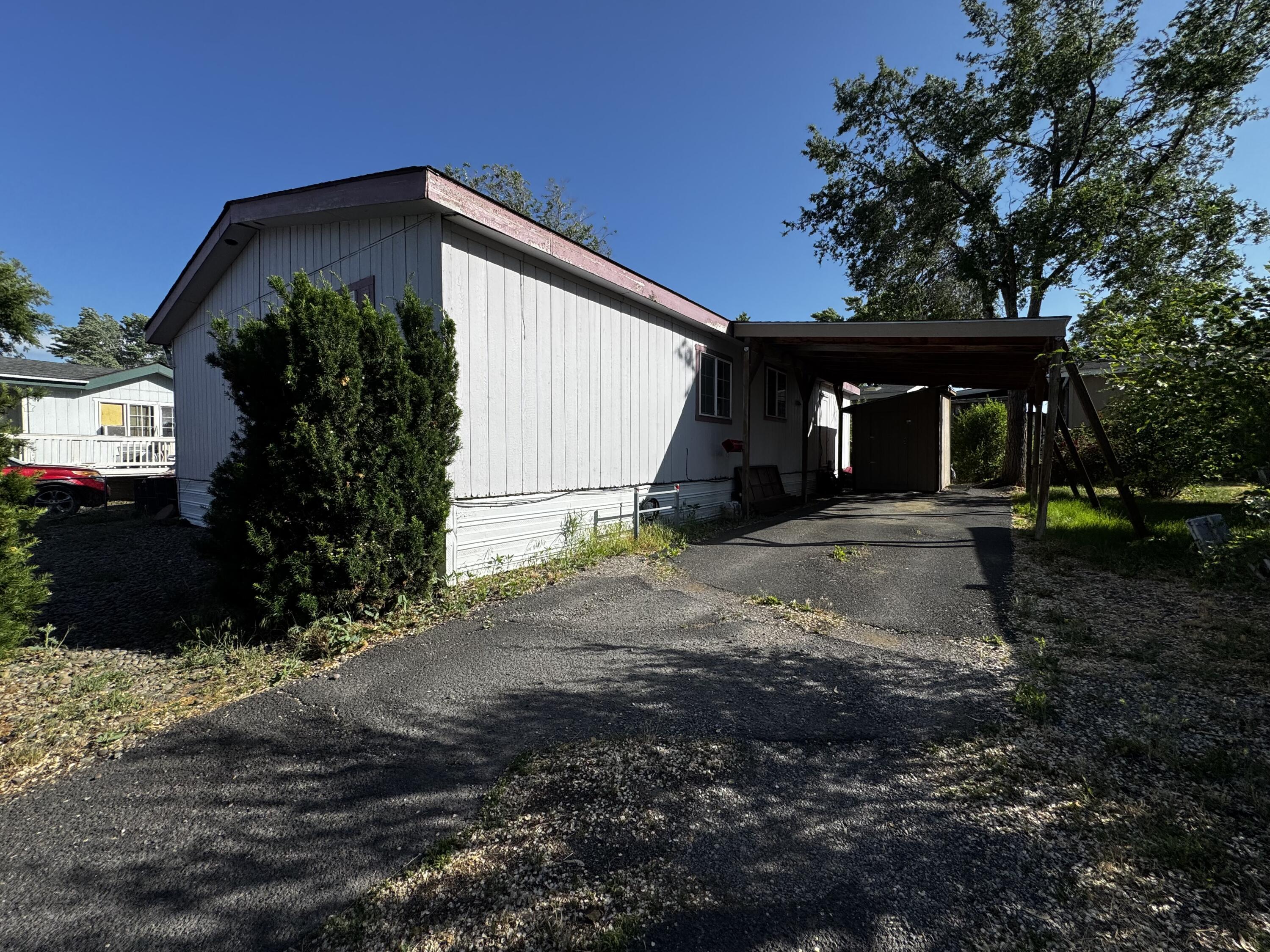 Property Photo: 1663 Greensprings Drive 10 OR 97601