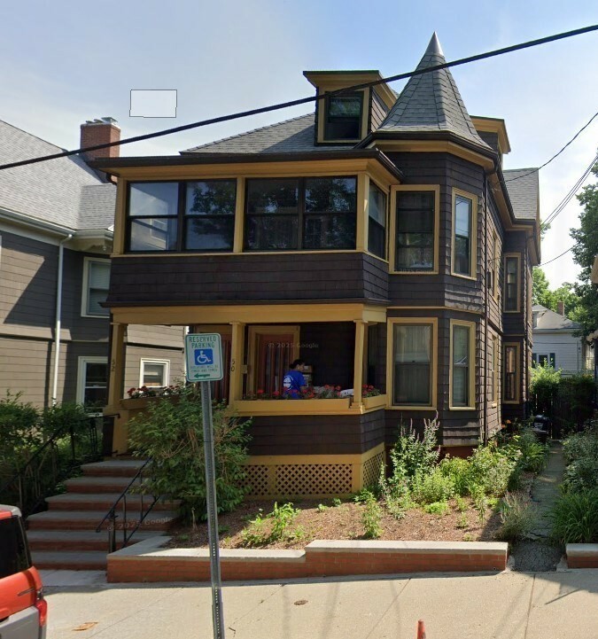Property Photo: 52 Mt Pleasant St 2 MA 02140