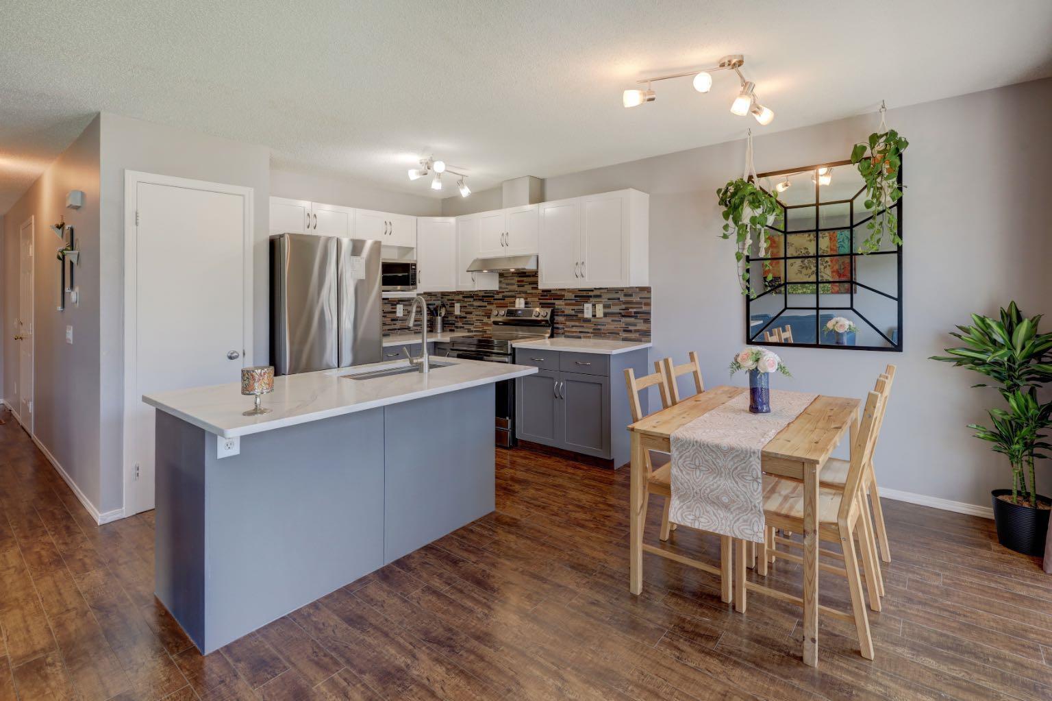 Photo de la propriété:  138 Rocky Vista Circle NW  AB T3G 5B9 