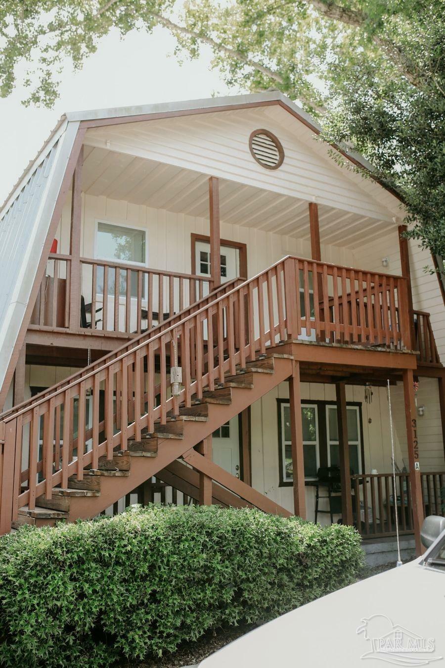 Property Photo: 3125 Zepp Ln FL 32571