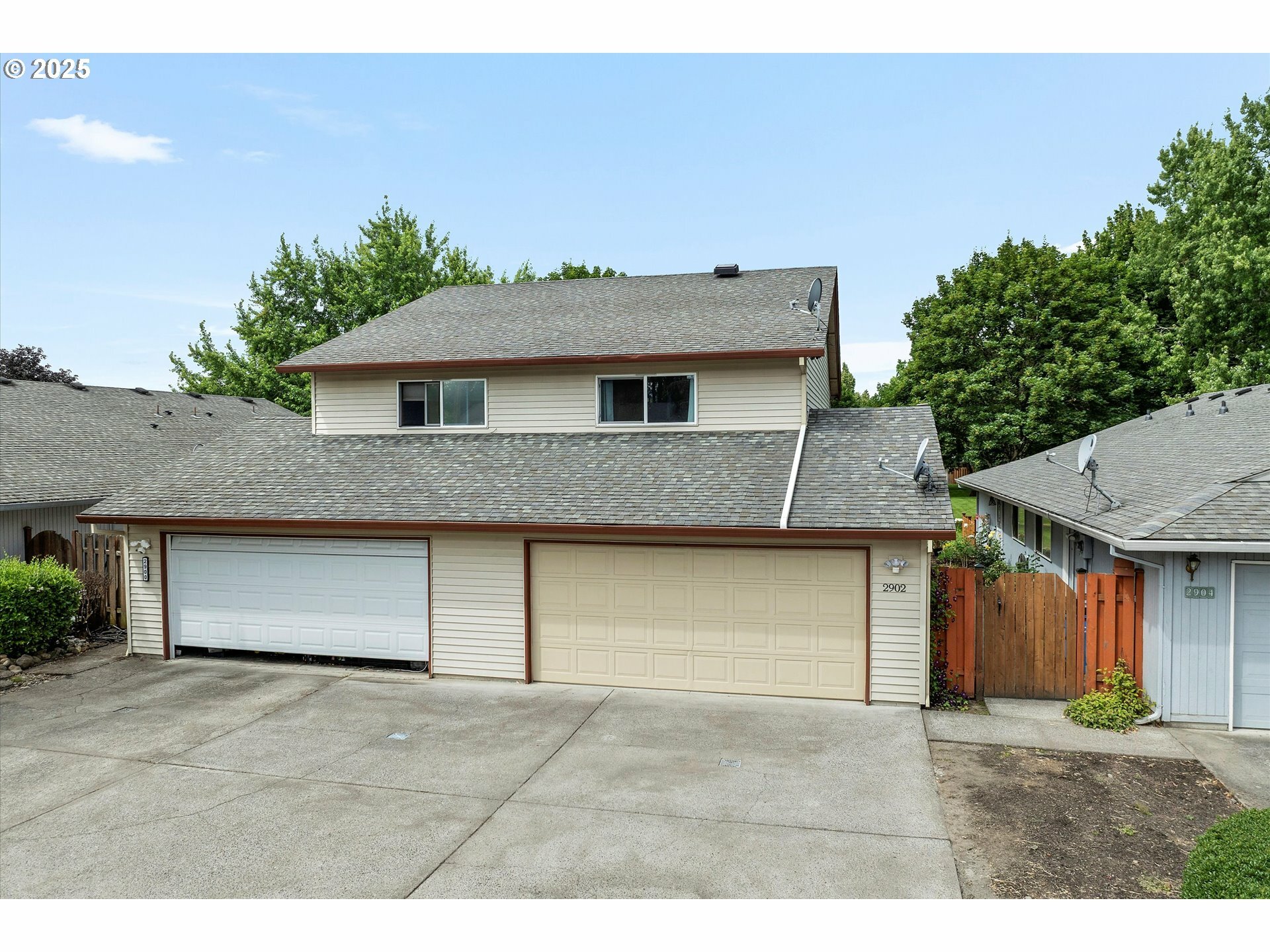 Property Photo: 2902 Caples Ave WA 98661