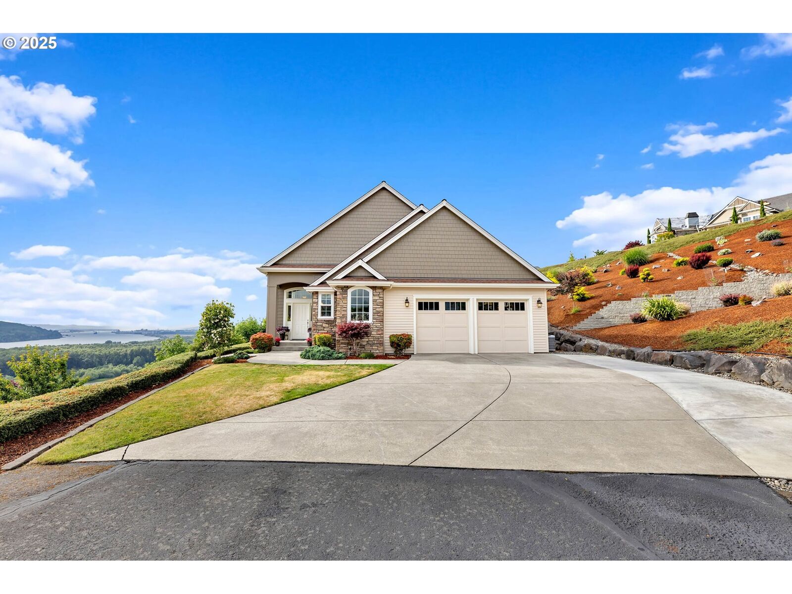 Property Photo:  60 Trenton Ln  WA 98626 