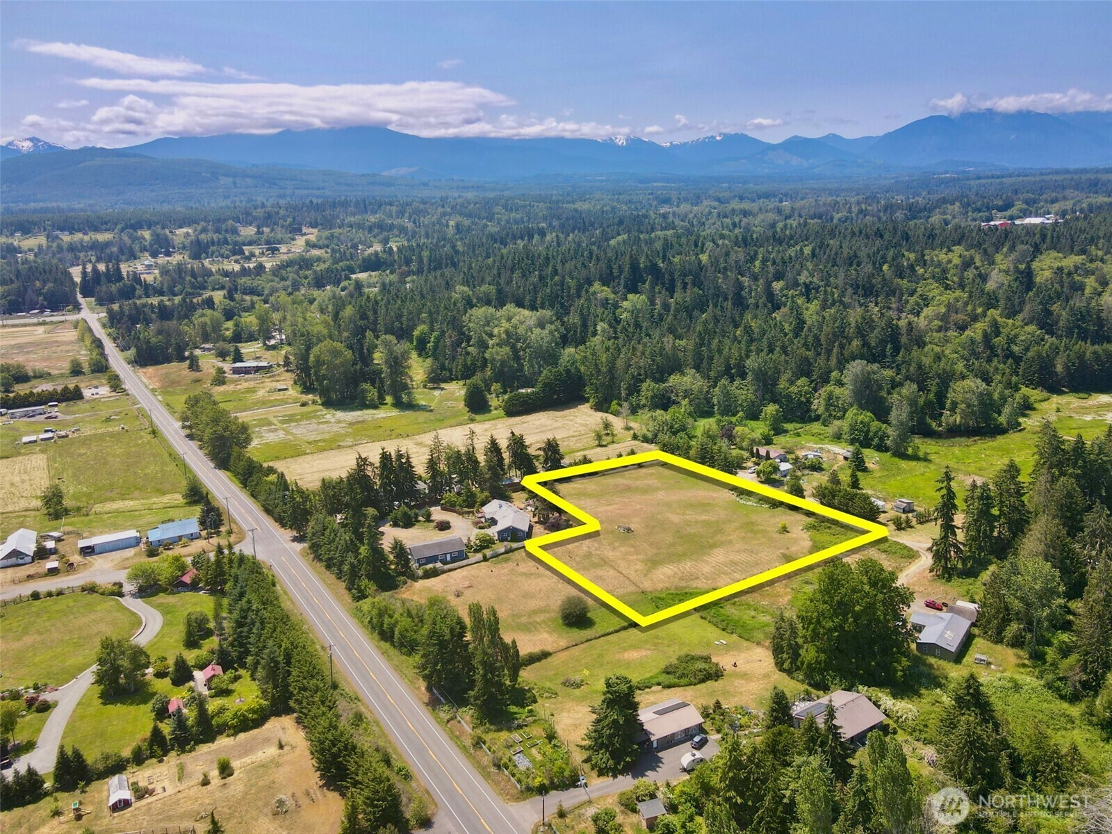 Property Photo: 100 Davenhill Lane WA 98382