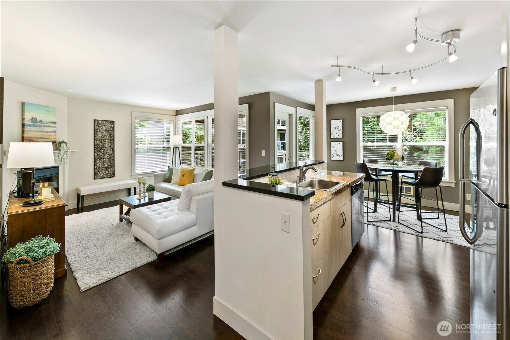 Property Photo: 22910 90th Avenue W B302 WA 98026