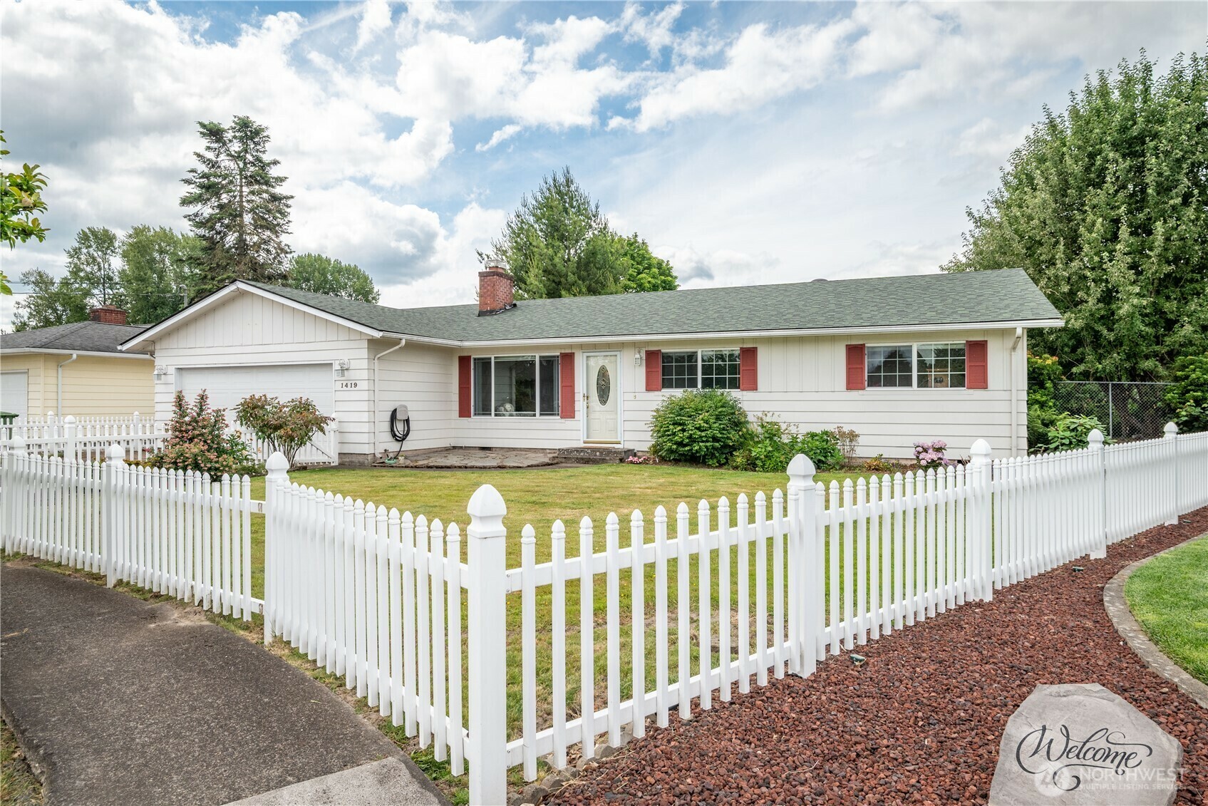1419  Midland Avenue  Longview WA 98632 photo