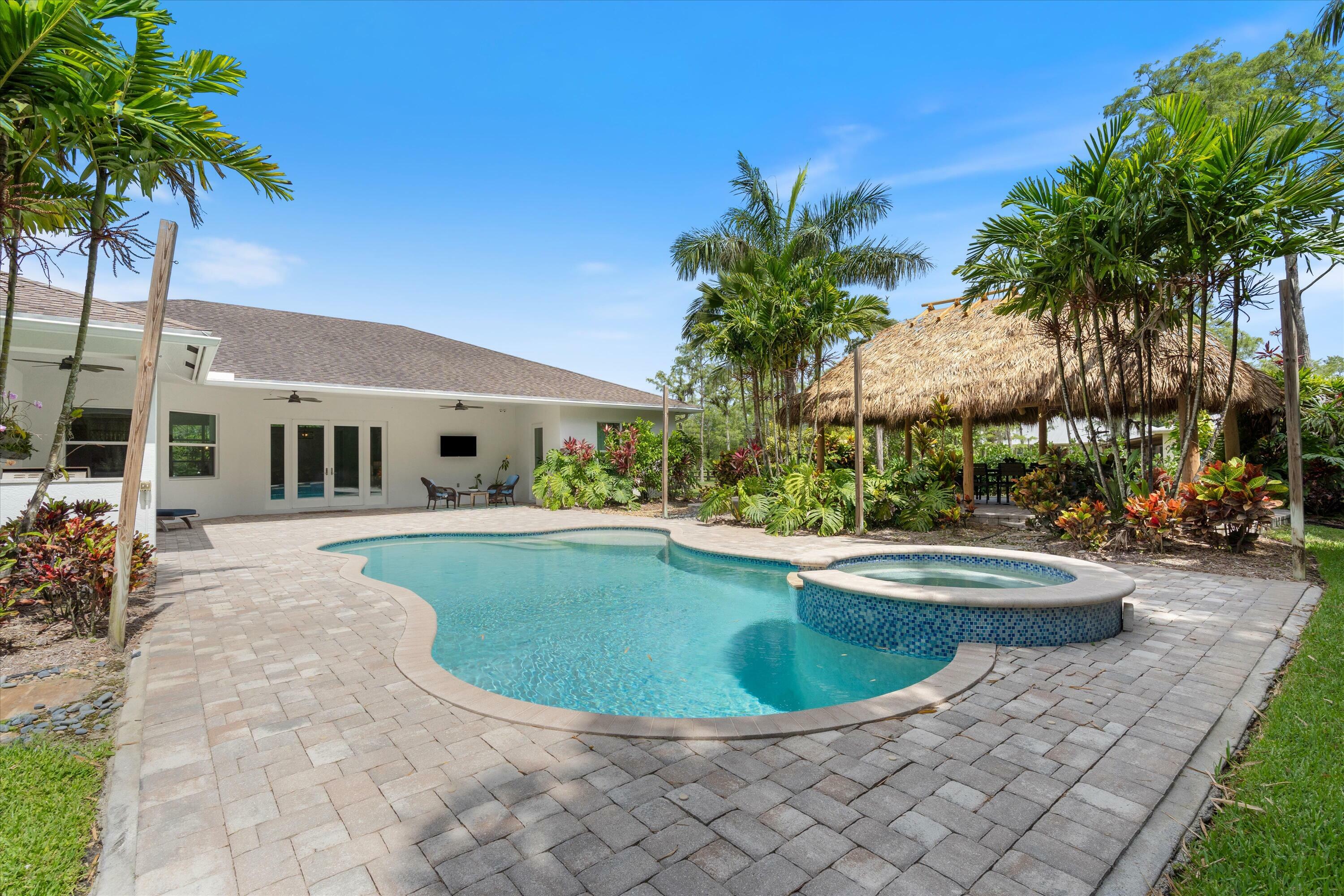 Property Photo: 15214 87th Trail N FL 33418