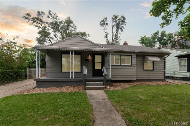 1918 Cherrylawn Drive  Flint MI 48504 photo