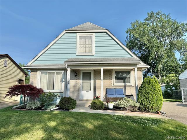 Property Photo: 34348 New York Street MI 48035