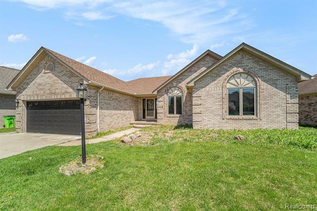 53242 Clarion Drive  Macomb Twp MI 48042 photo