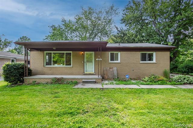 Property Photo: 10756 Oak Street MI 48180
