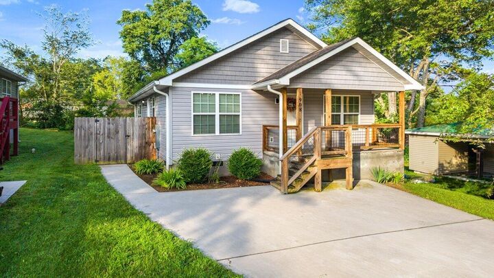 908 28th Street SE  Cleveland TN 37323 photo