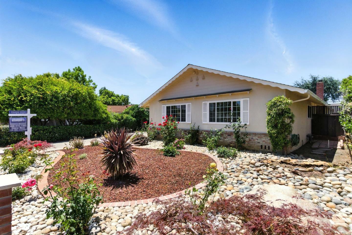 Property Photo: 1115 Macon Avenue CA 95117