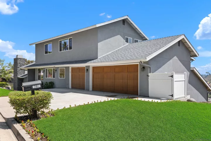 Property Photo:  7901 Avenida Kirjah  CA 92037 