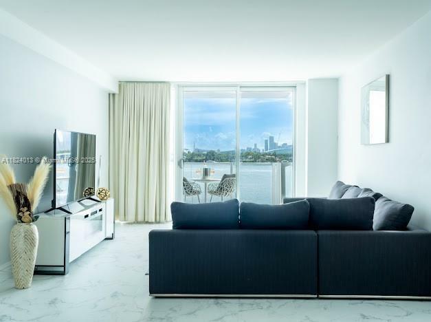 Property Photo: 1100 West Ave 510 FL 33139