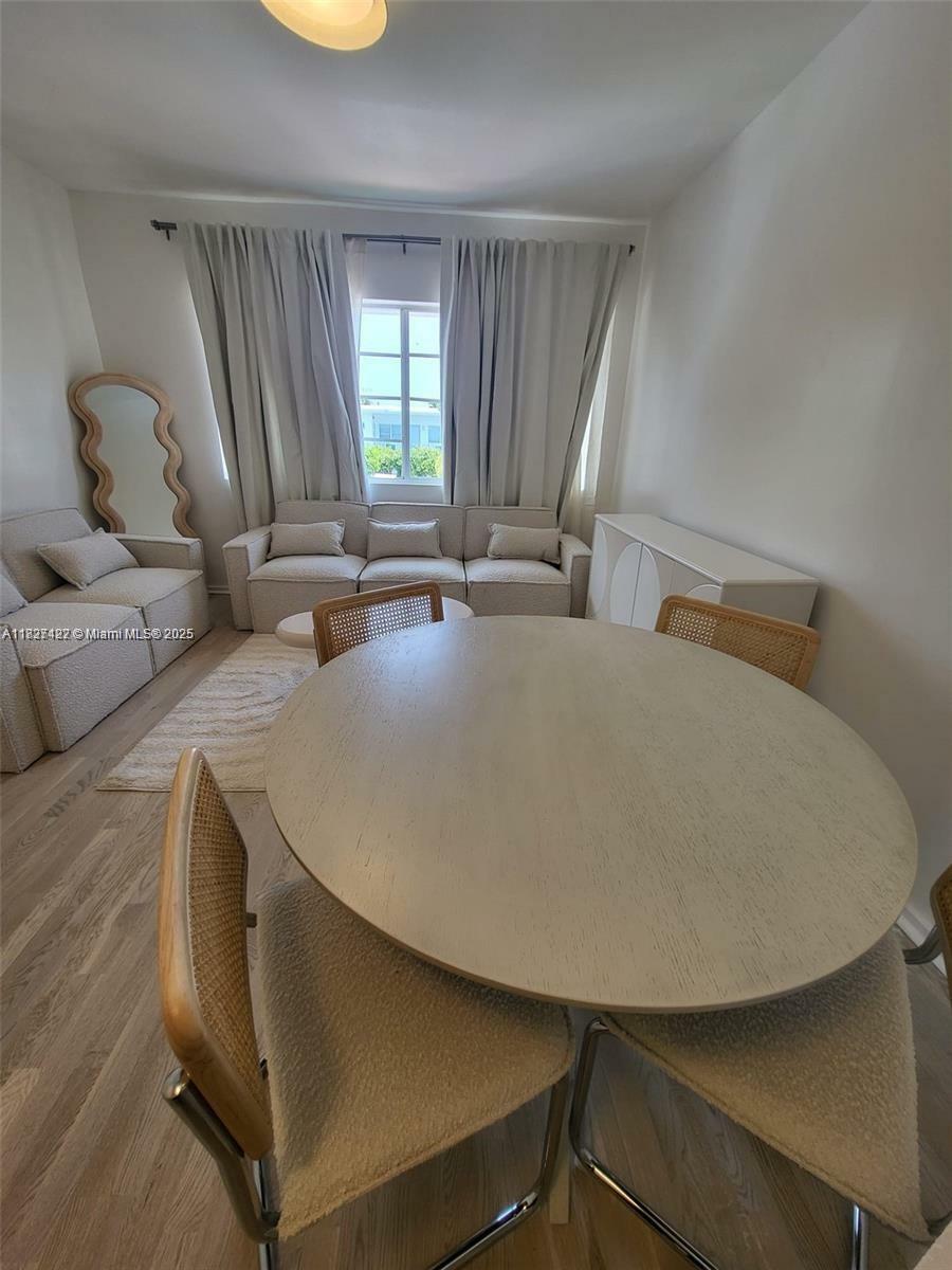 Property Photo: 810 7th St 206 FL 33139