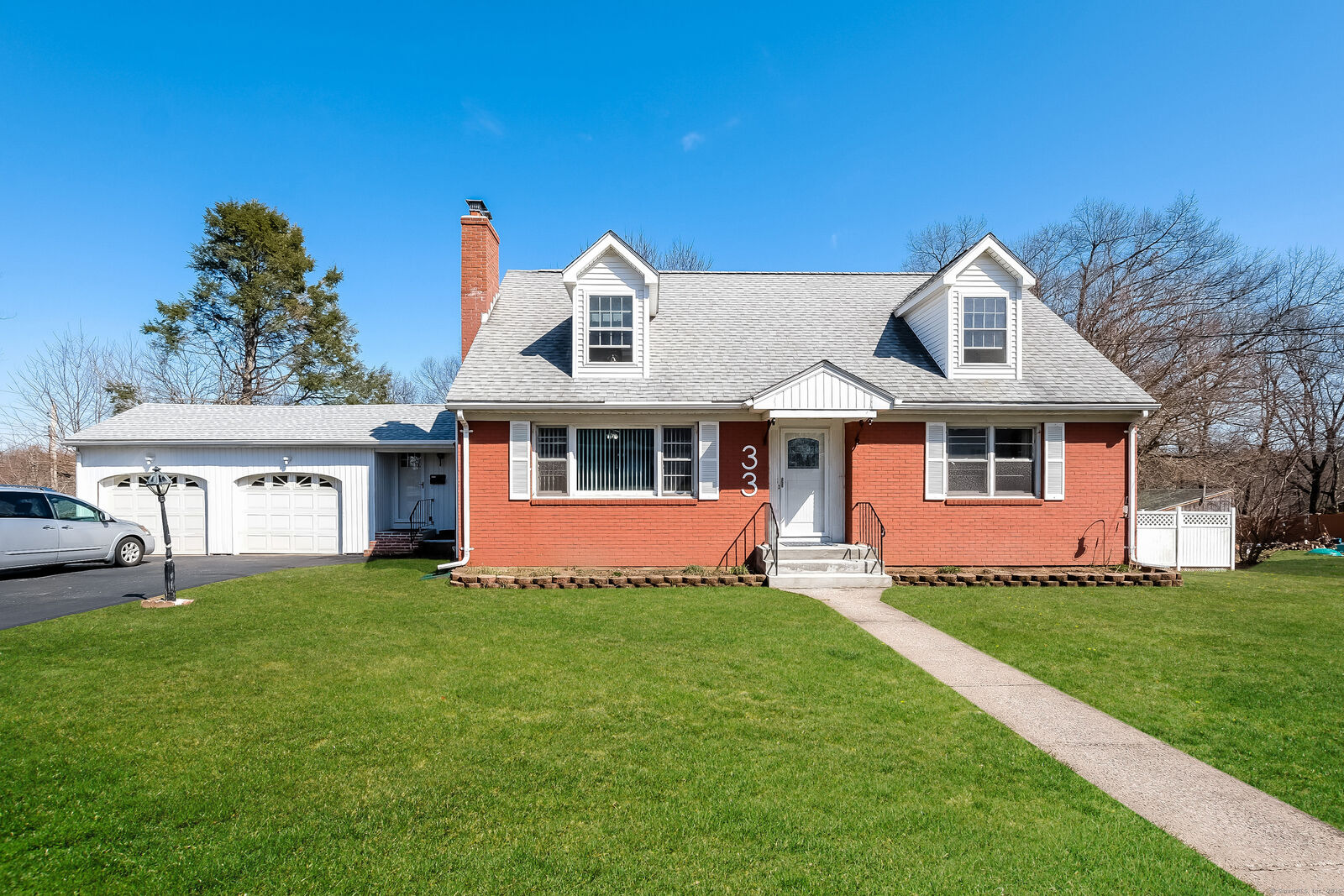 Property Photo:  33 Radding Street  CT 06042 