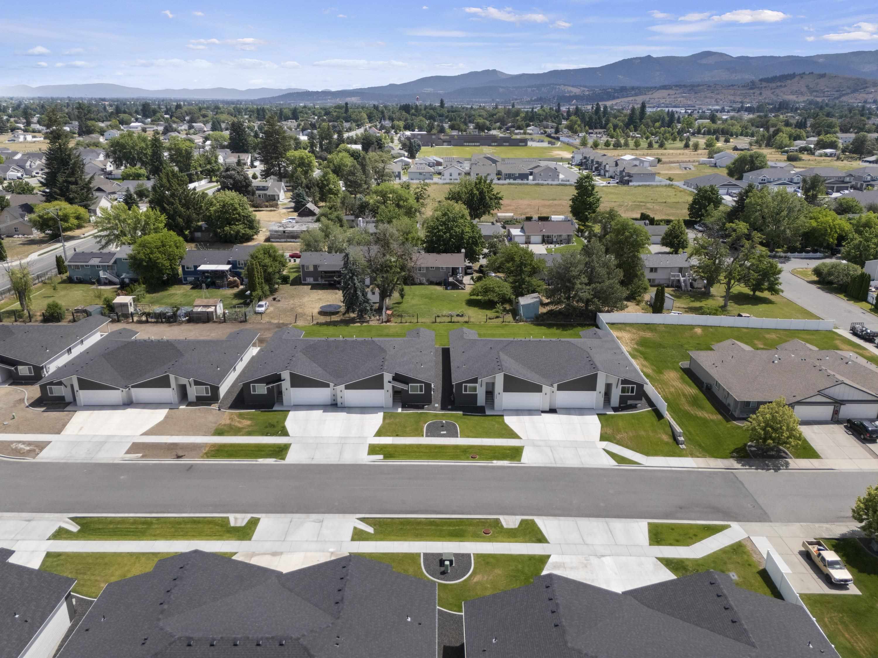 Property Photo: 1508 N Bell St WA 99016