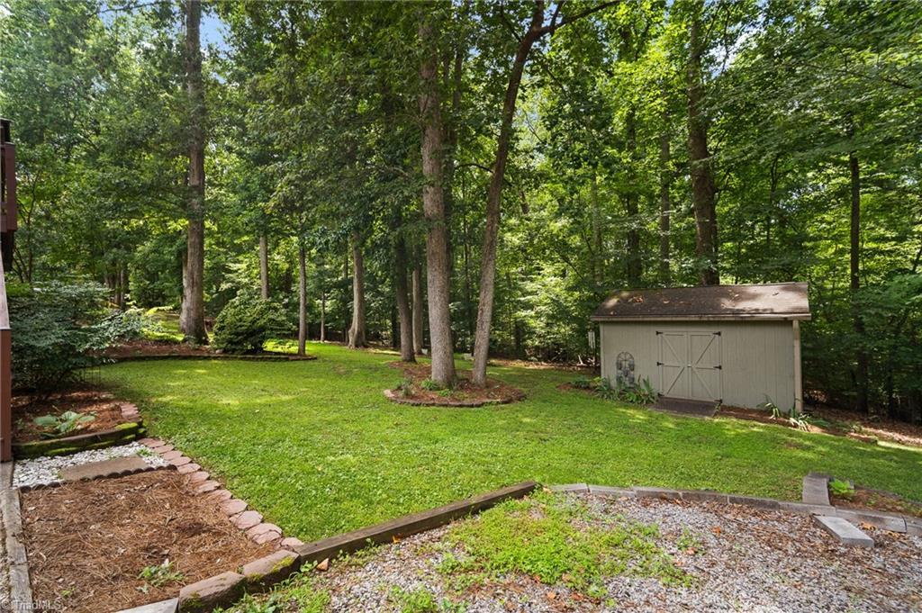 Property Photo:  515 Dogwood Court  NC 27260 