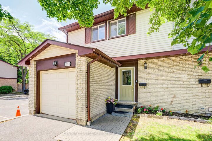 Property Photo:  45 Hansen Road 97  ON L6V 3C5 