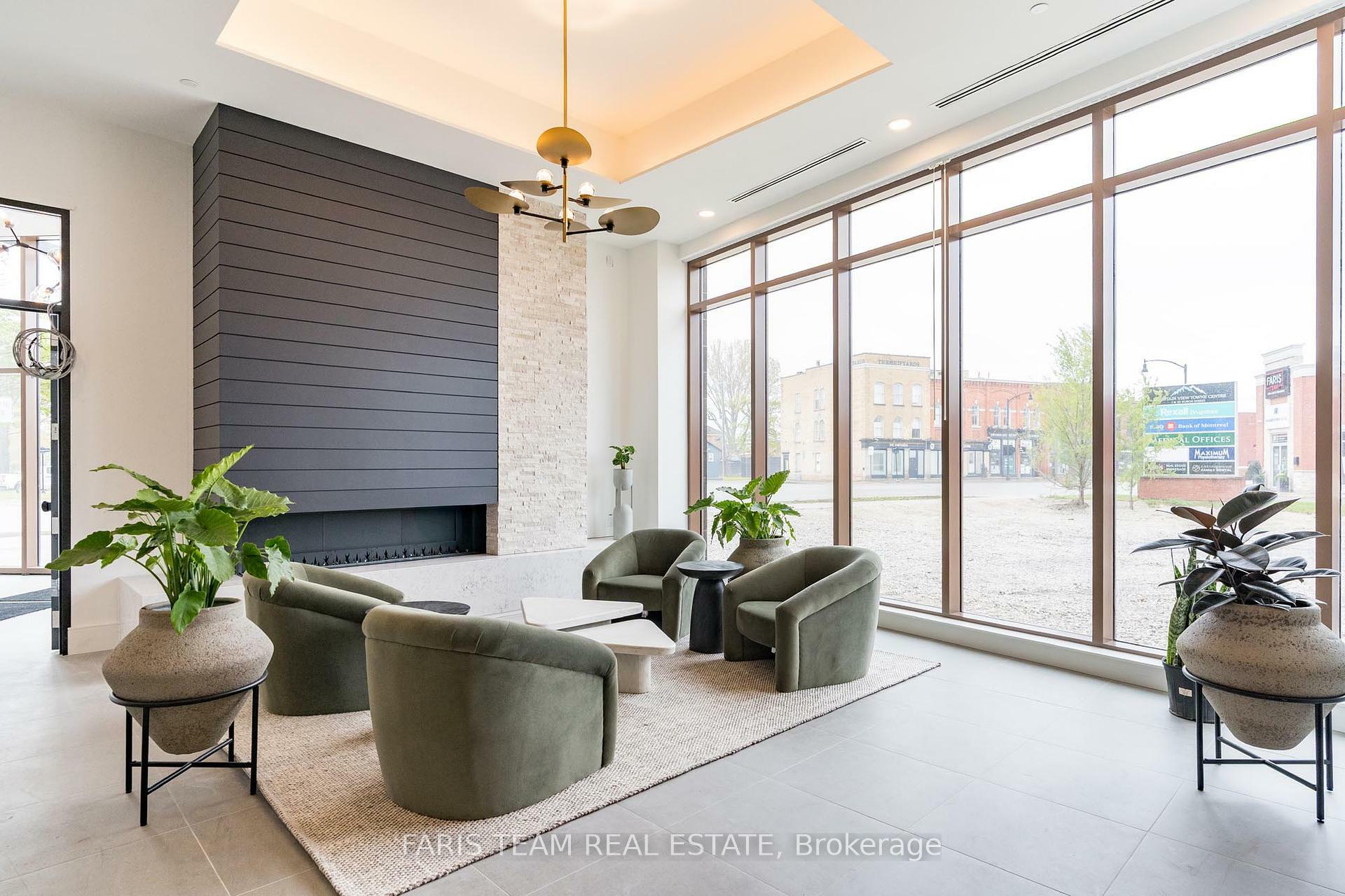 Property Photo: 31 Huron Street 609 ON L9Y 1C3