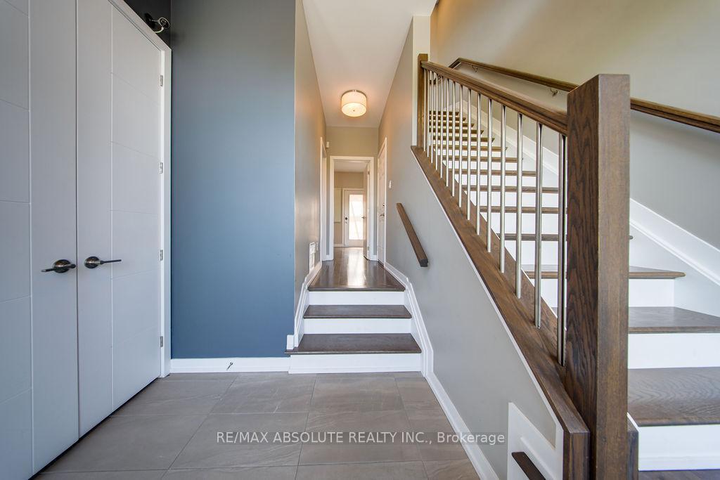 Property Photo: 2 C Railway Street ON K1S 4N9