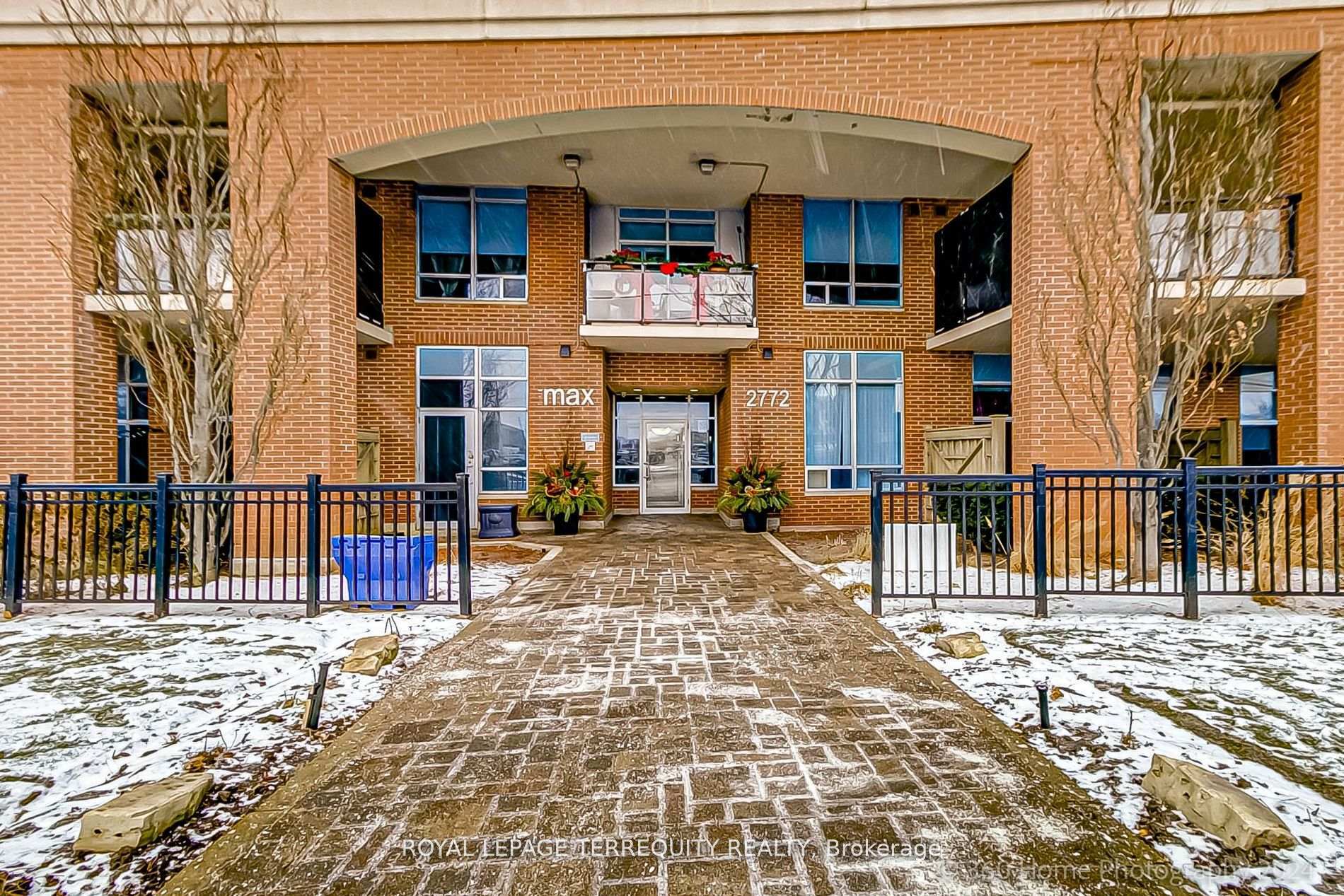 Property Photo: 2772 Keele Street 101 ON M3M 0A3