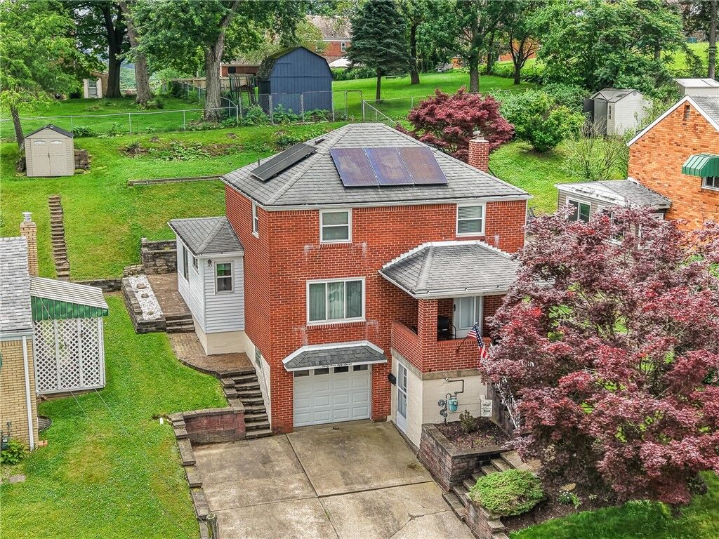 Property Photo: 4457 Woodhill Dr PA 15120