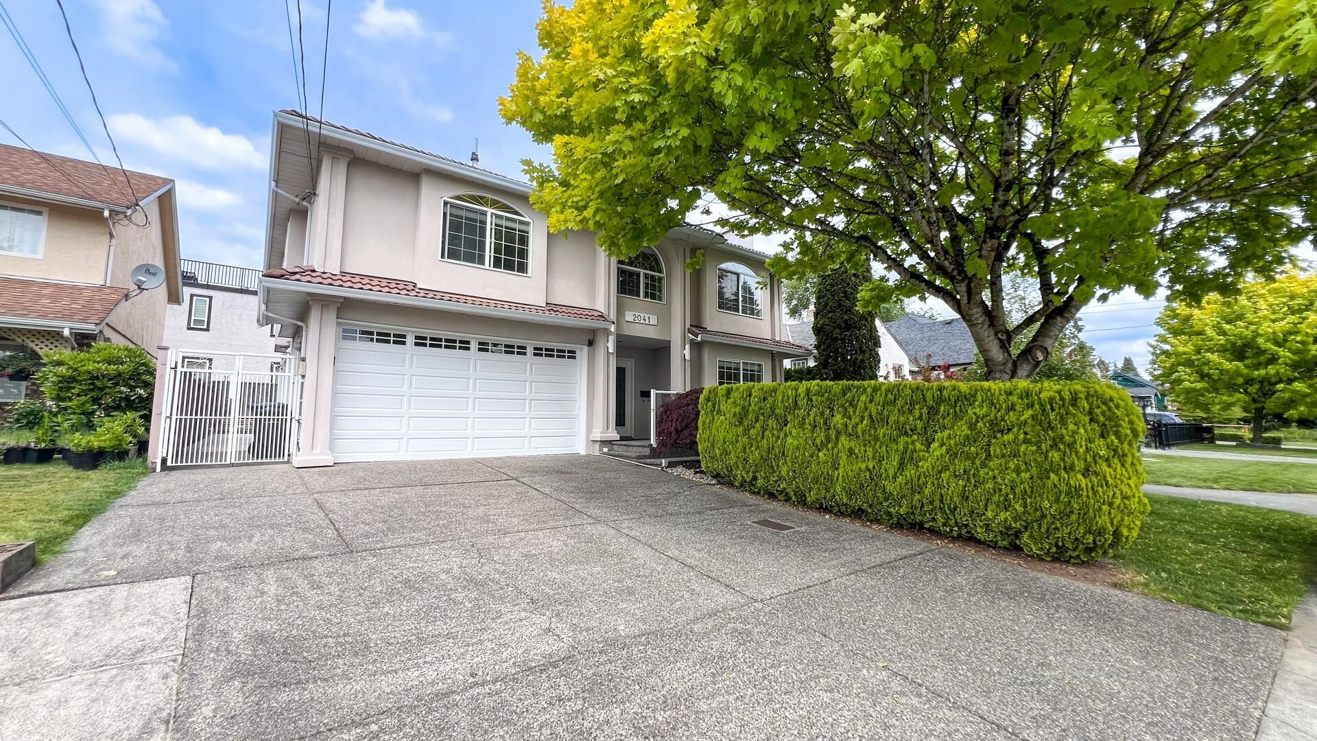 Property Photo: 2041 Edinburgh Street BC V3M 2X7