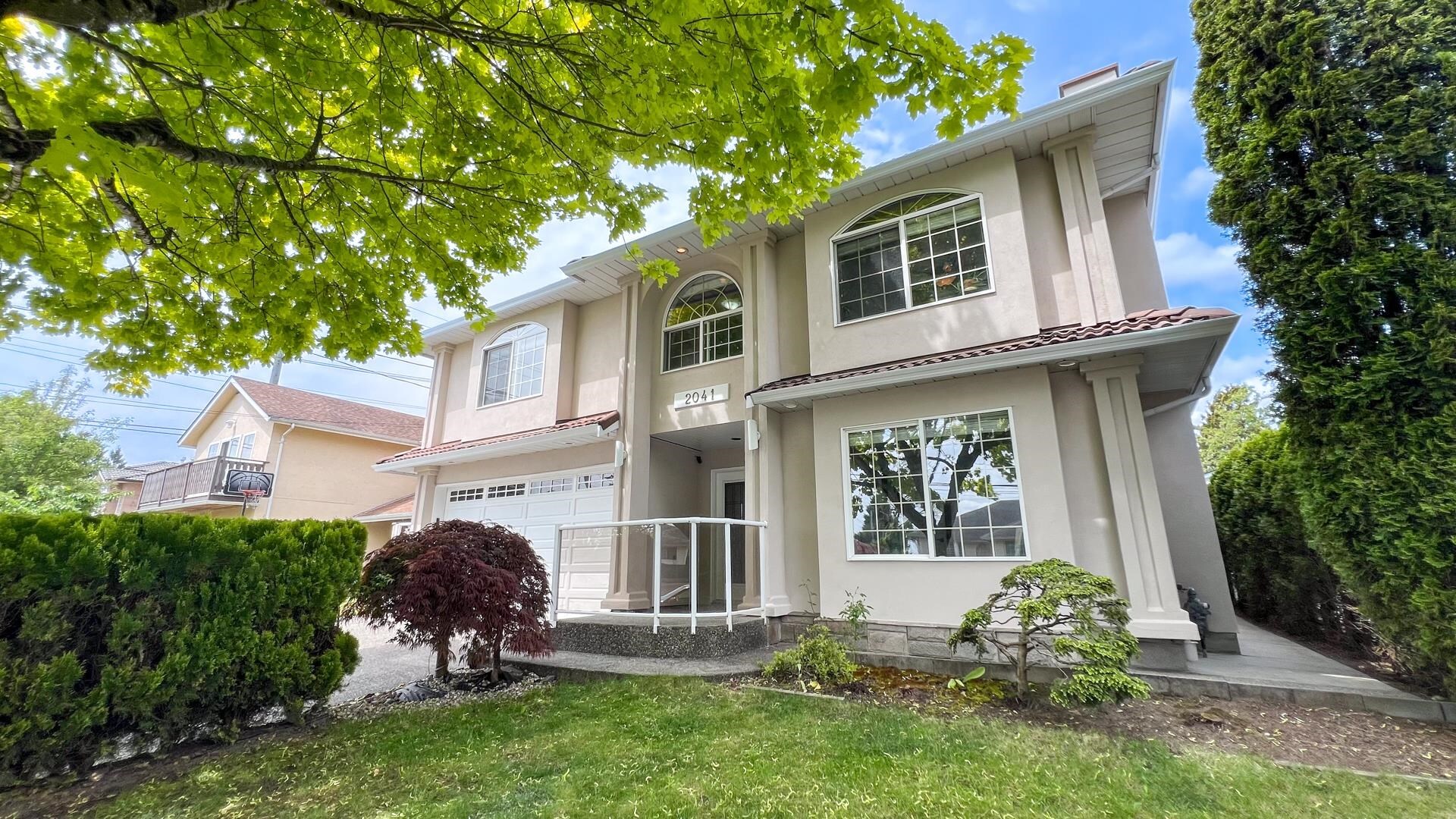 Property Photo:  2041 Edinburgh Street  BC V3M 2X7 