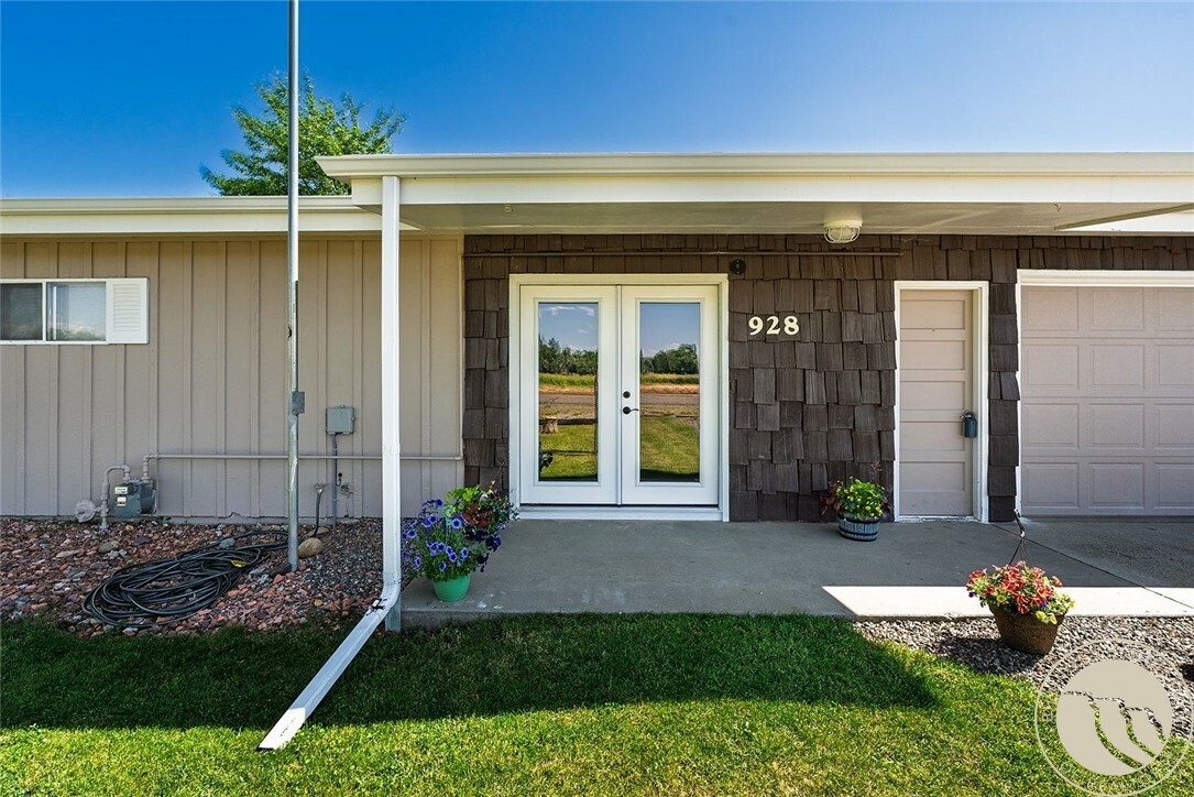 928 Mary Street  Billings MT 59105 photo