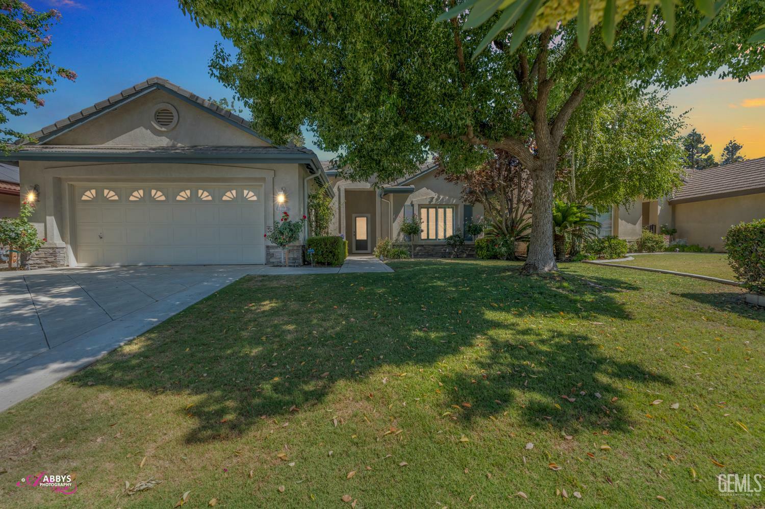 Property Photo: 9914 Brandy Rose Street CA 93311