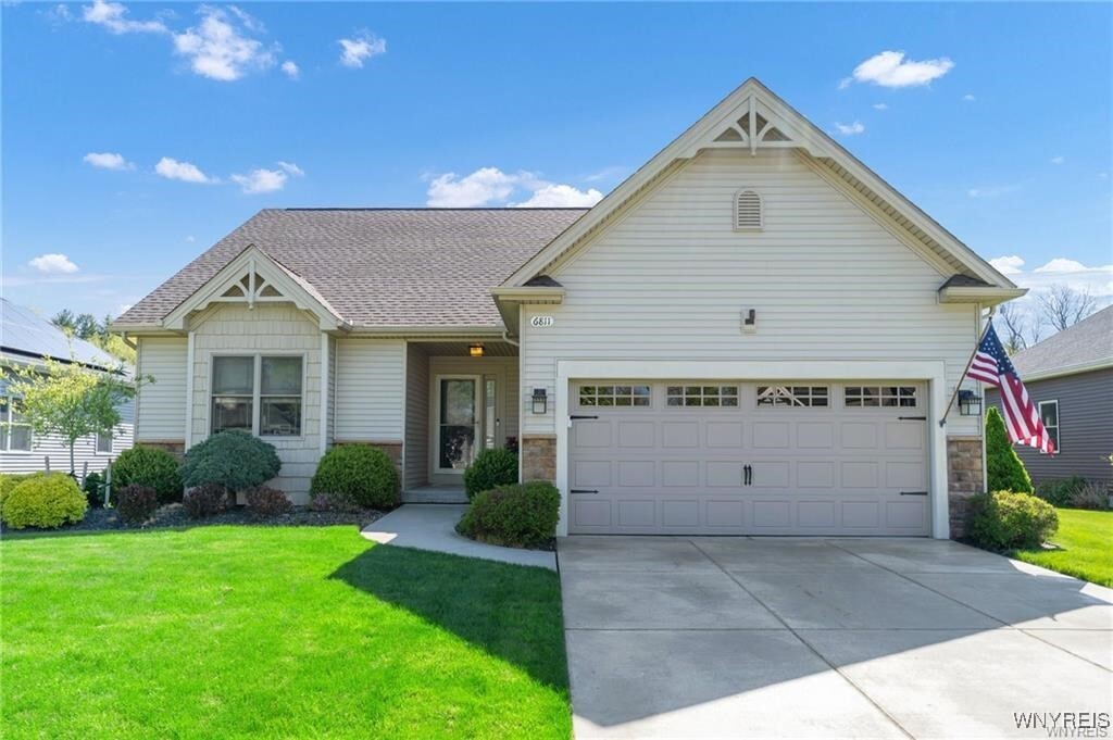 Property Photo: 6811 Rivera Way NY 14051