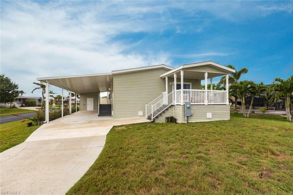 Property Photo: 4350 Deltona Dr FL 33950