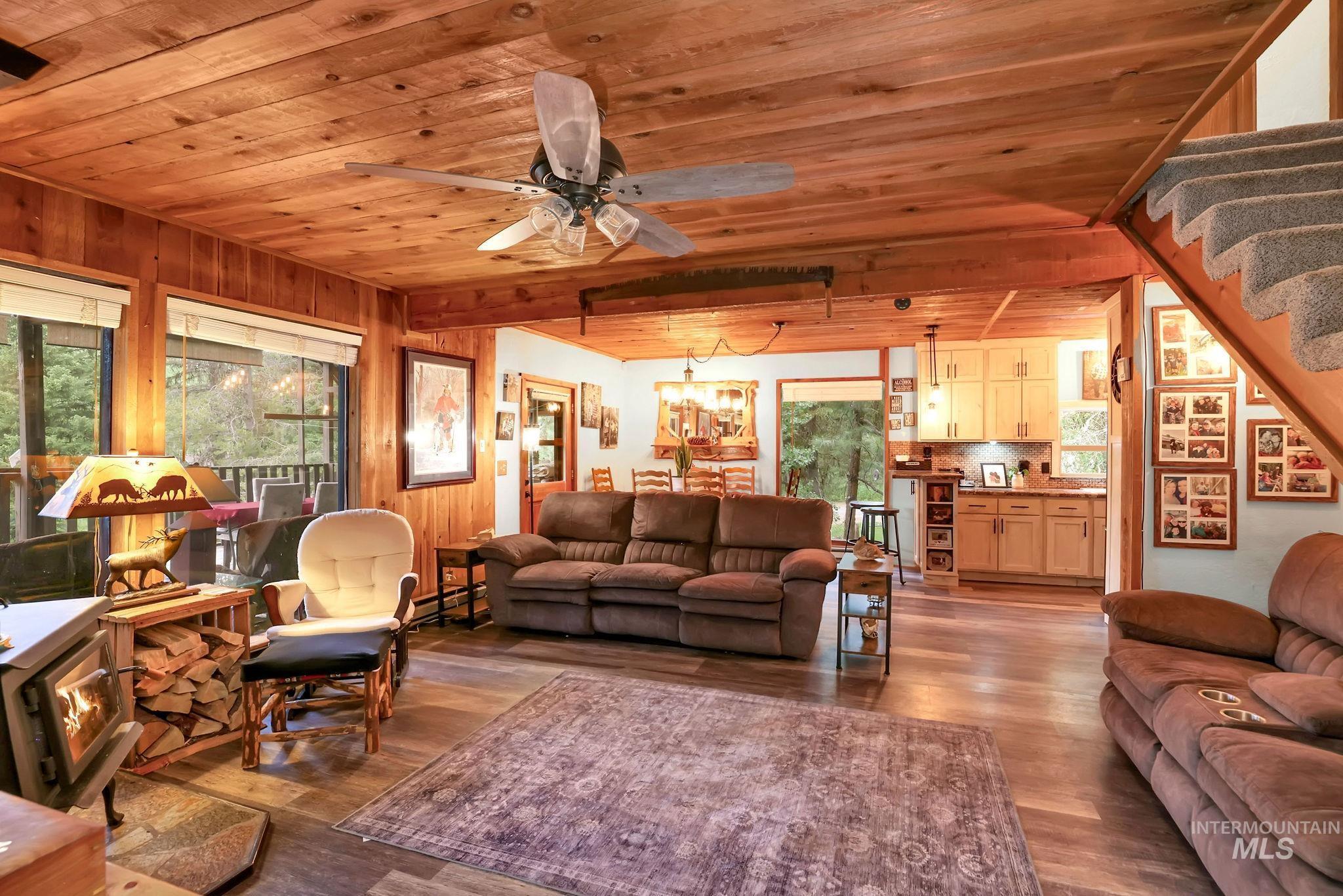 Property Photo: 1075 Club Road ID 83638
