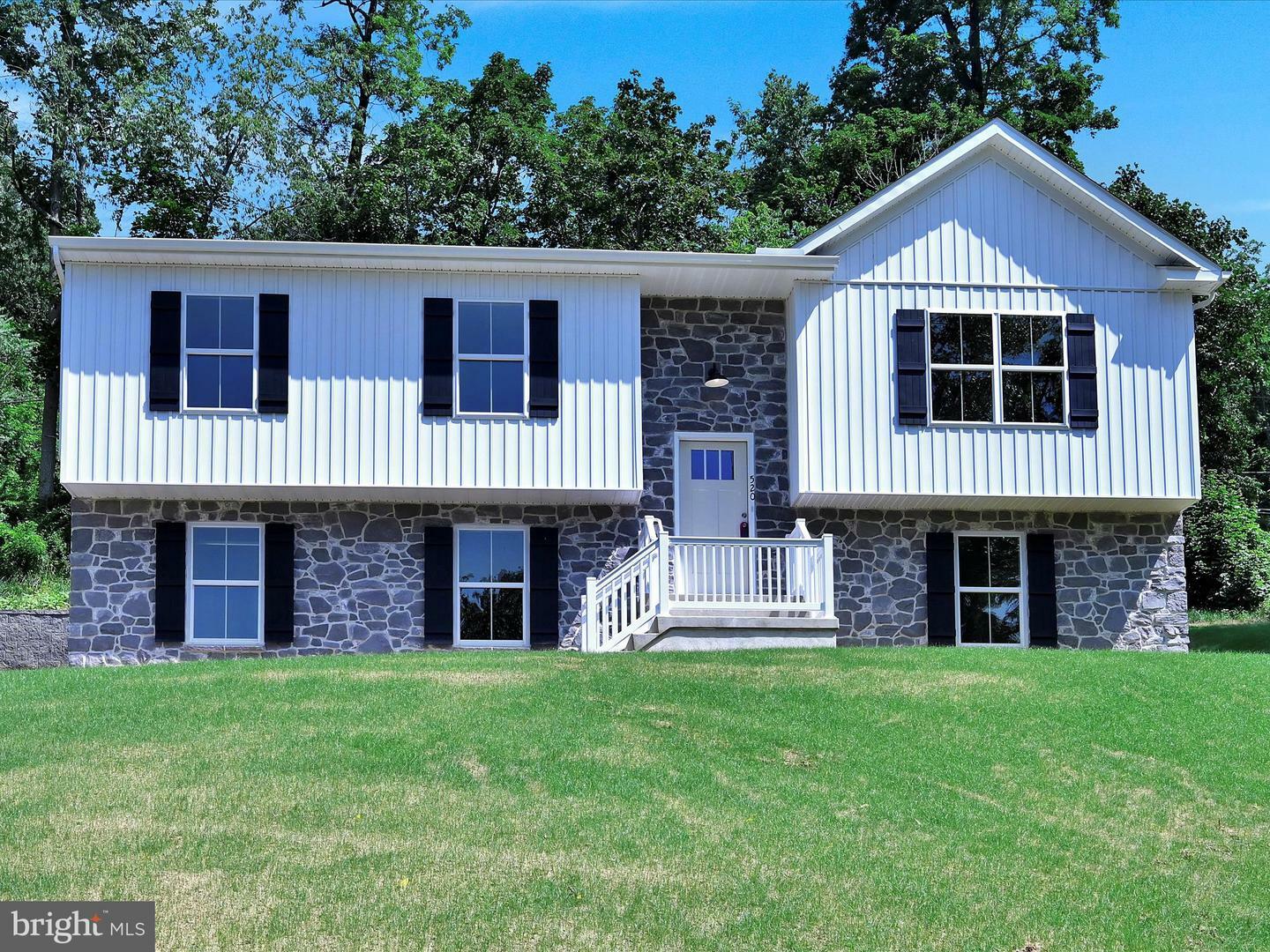 520 Betty Lane  Columbia PA 17512 photo