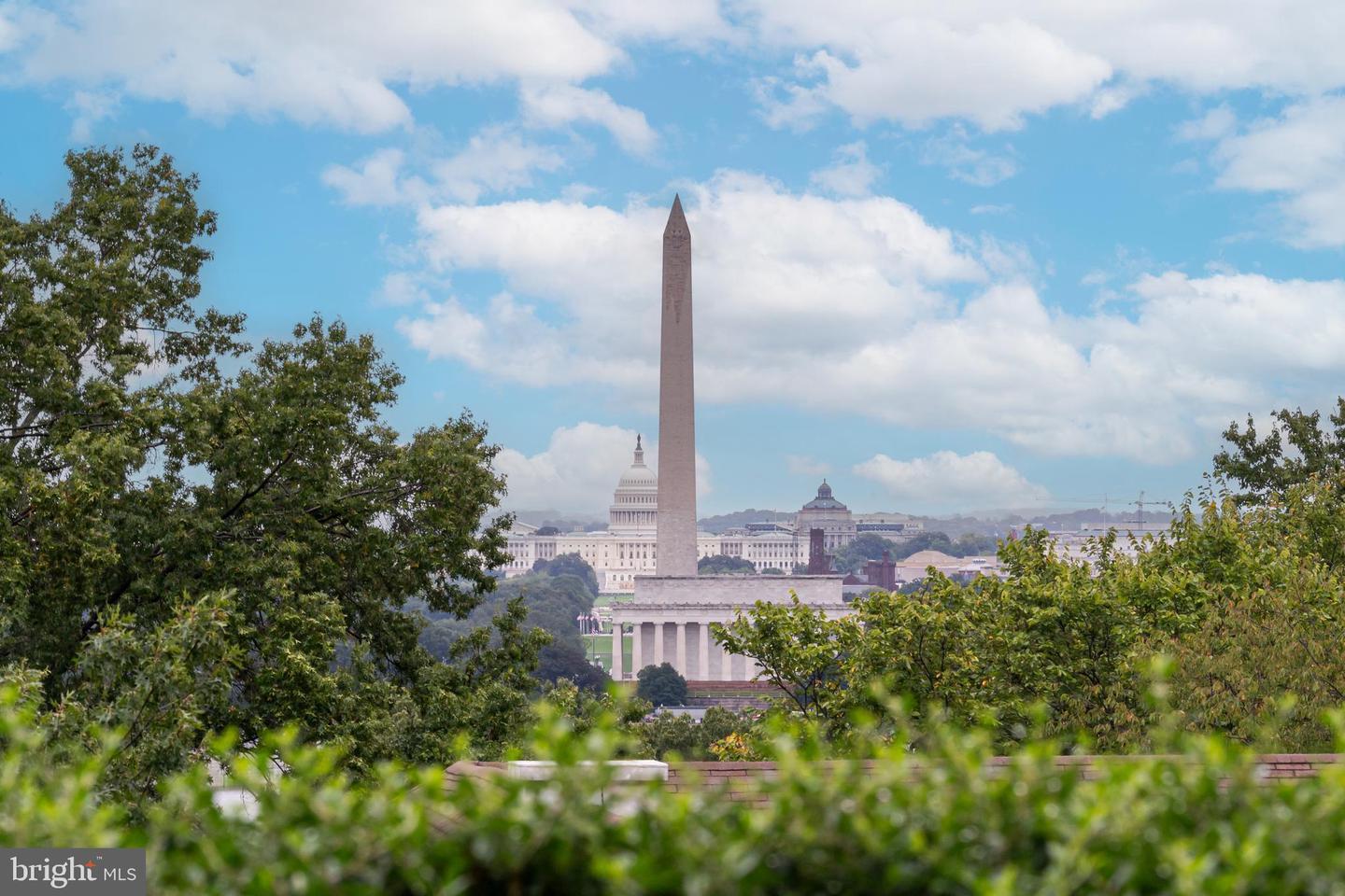 Property Photo: 1200 N Nash Street 267 VA 22209